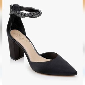 Badgley Mischka Heels Size 7 NEW